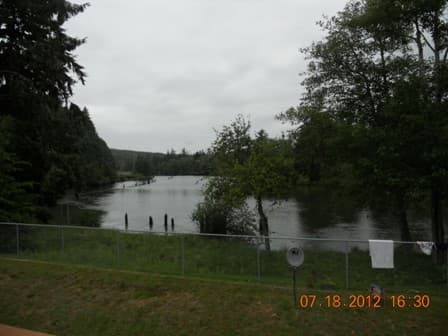 Hoquiam Apartment: 419 Queen Ave