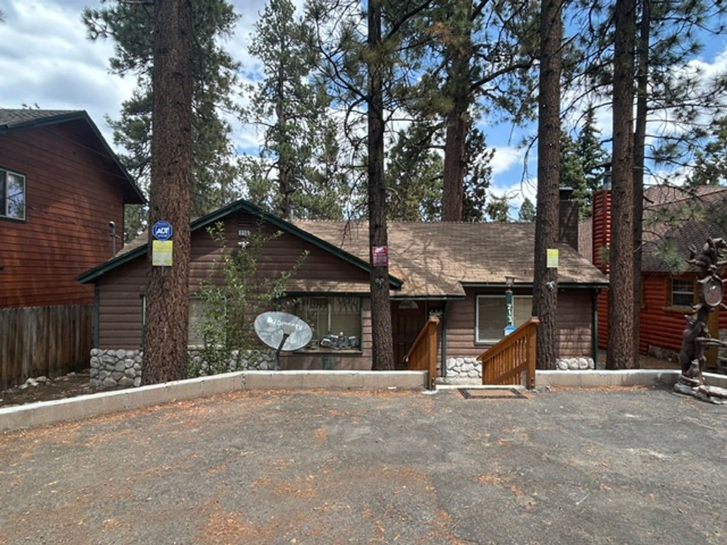 Big Bear City House: 213 E. Aeroplane