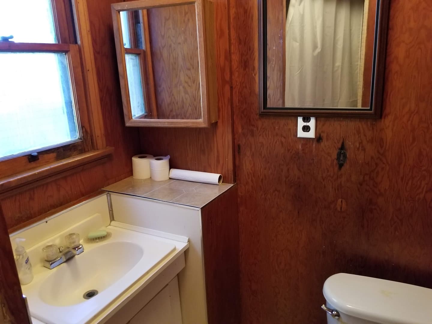 Big Bear Lake Apartment: 39981 Hillcrest