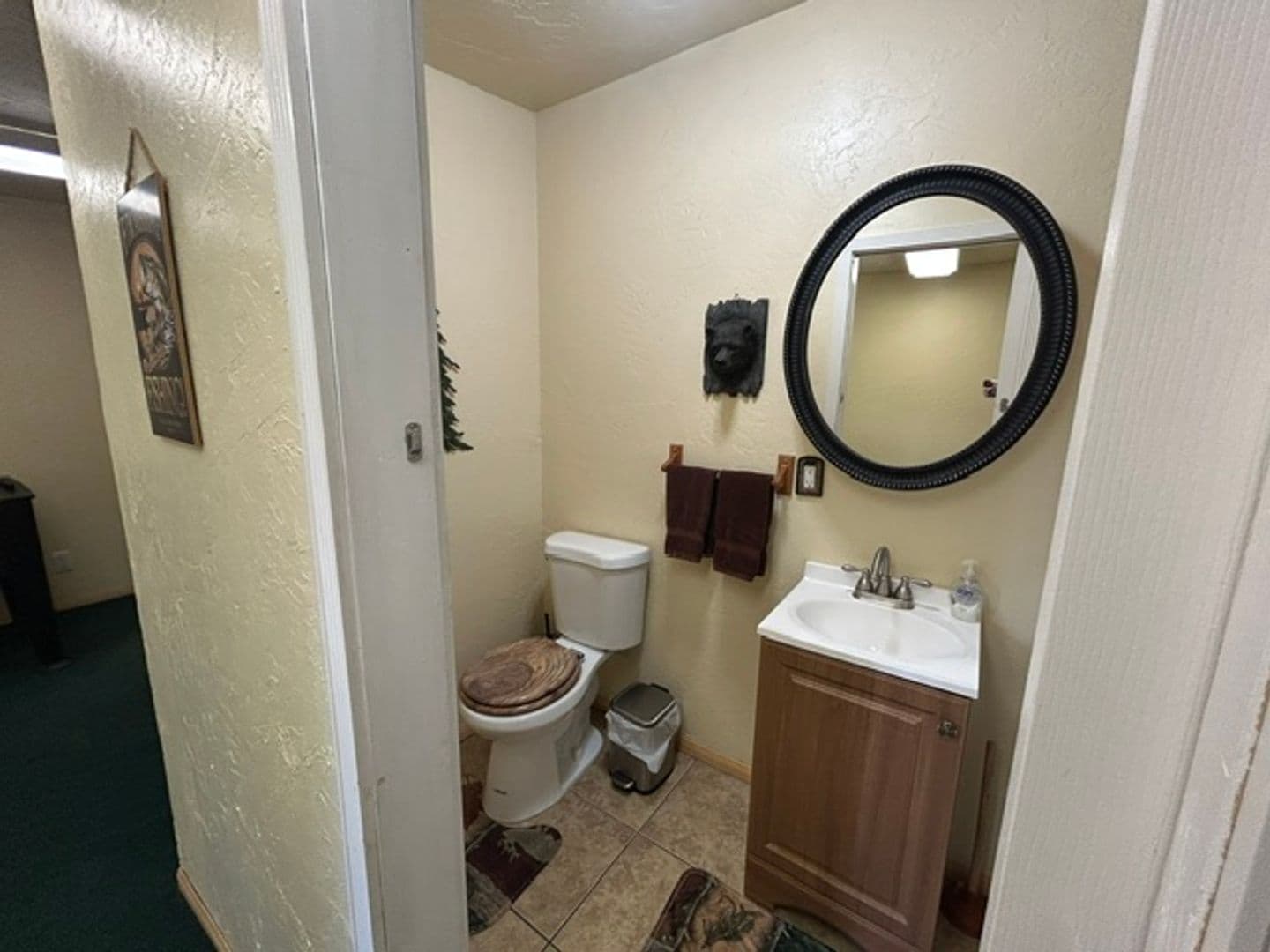 Big Bear City House: 213 E. Aeroplane