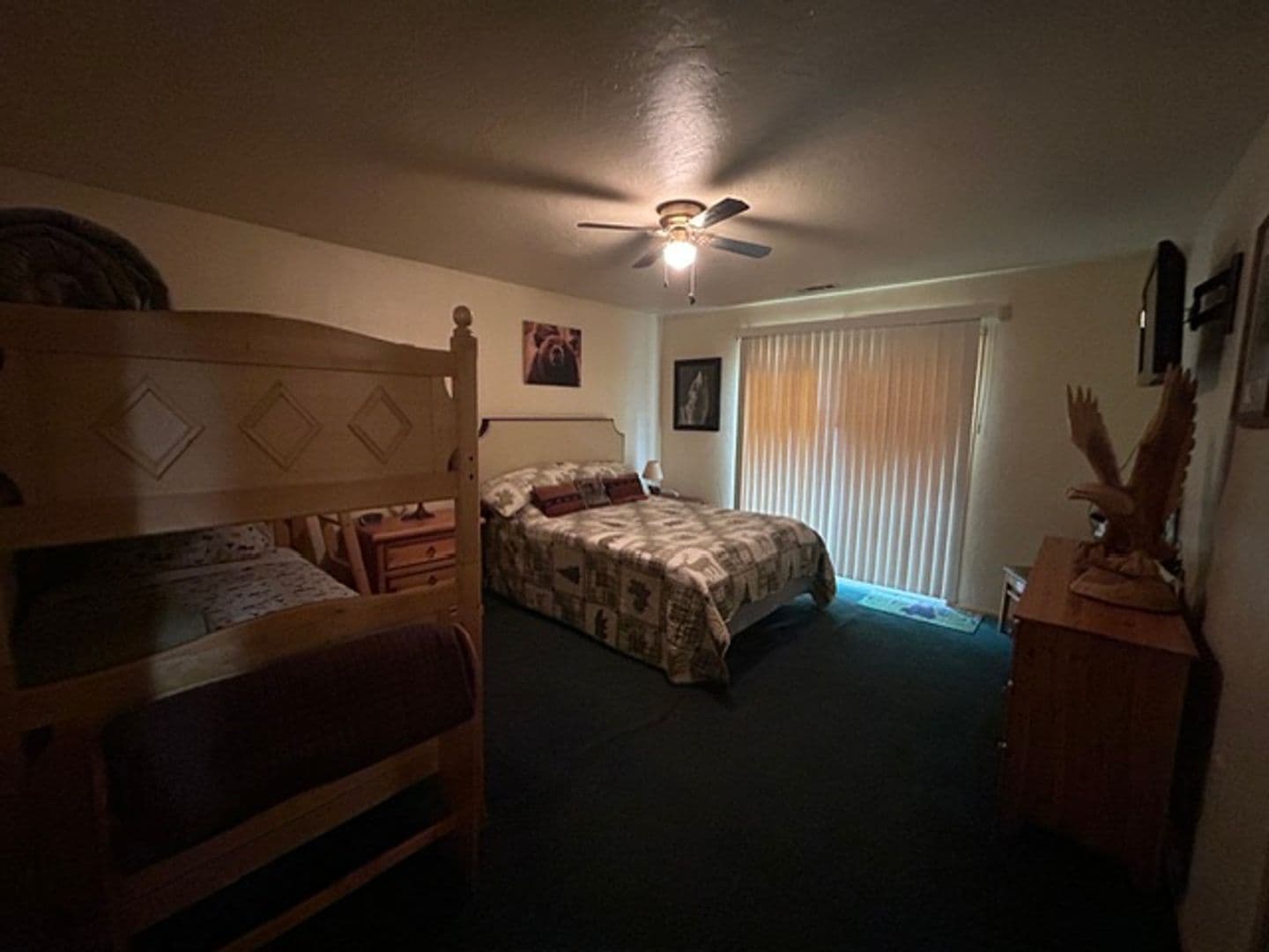 Big Bear City House: 213 E. Aeroplane