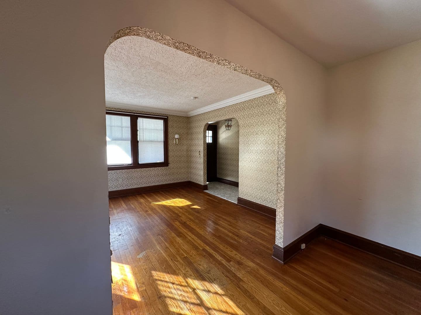 Middletown Apartment: 10 Erin Street