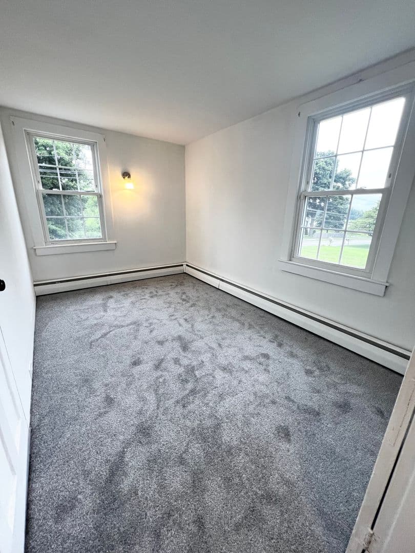 Middletown Apartment: 128 East Street
