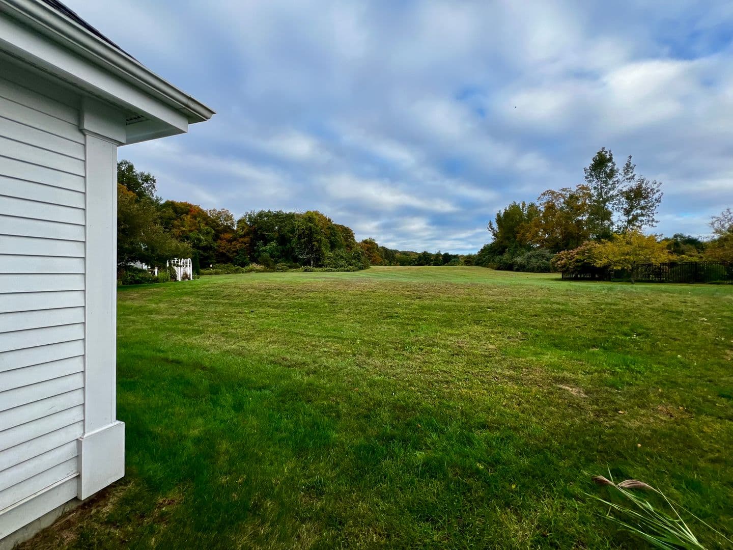 East Haddam House: 11 Pinehurst Lane