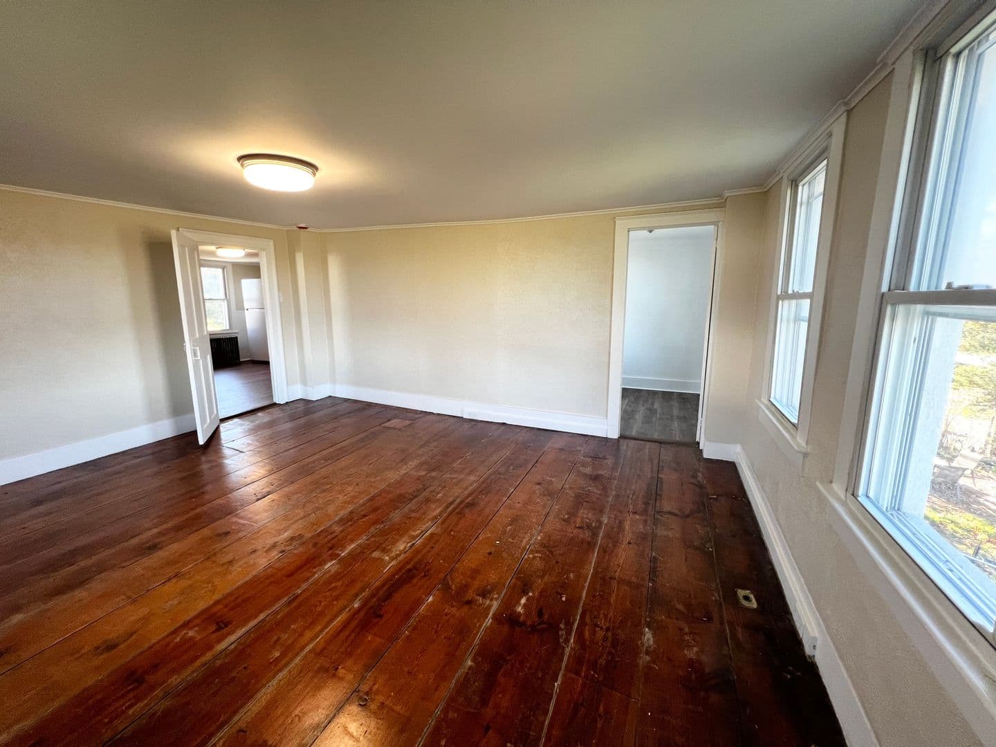 Middletown Apartment: 608 Bow Lane
