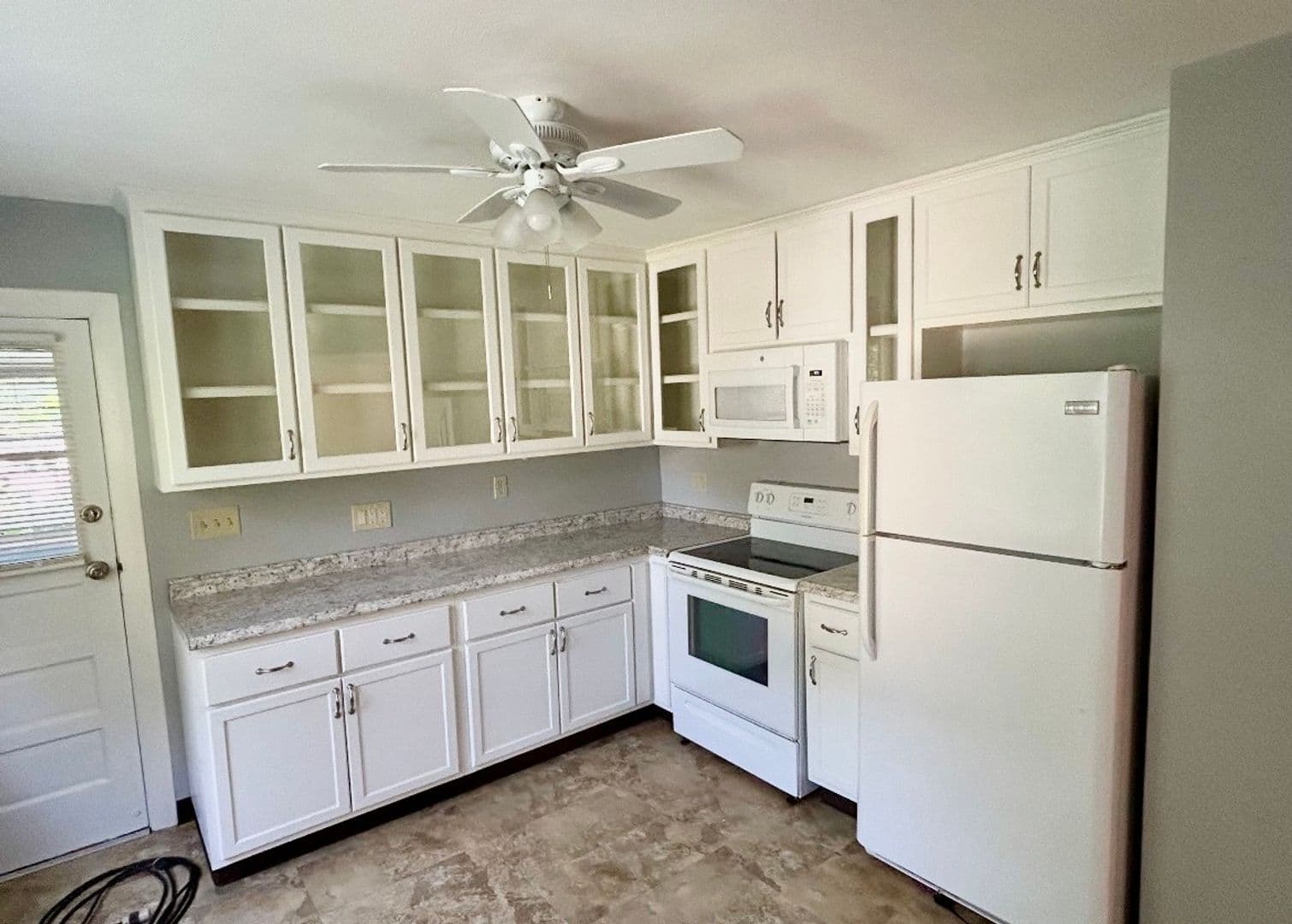 Middletown Apartment: 6 Silver Drive
