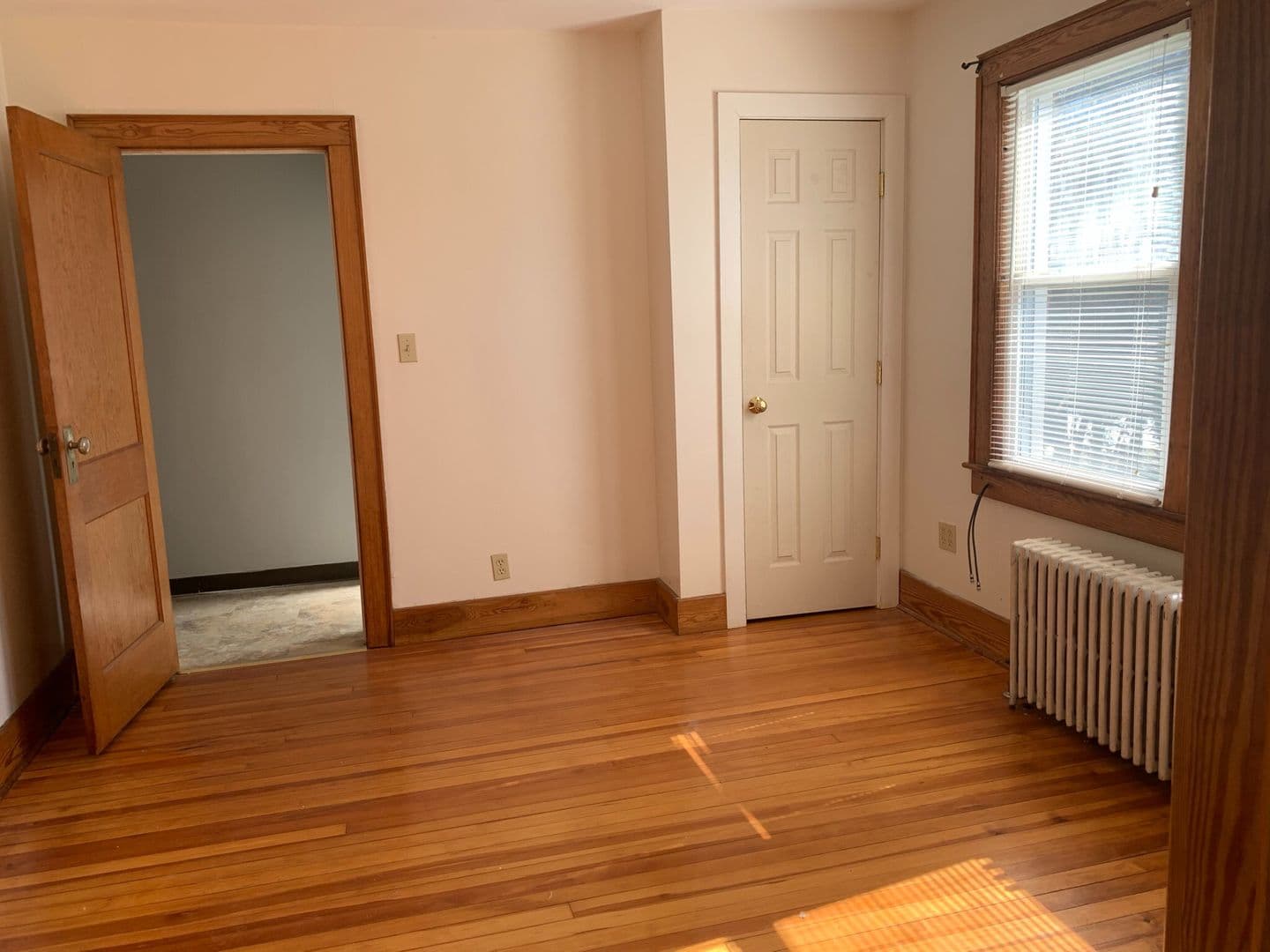 Middletown Apartment: 6 Silver Drive