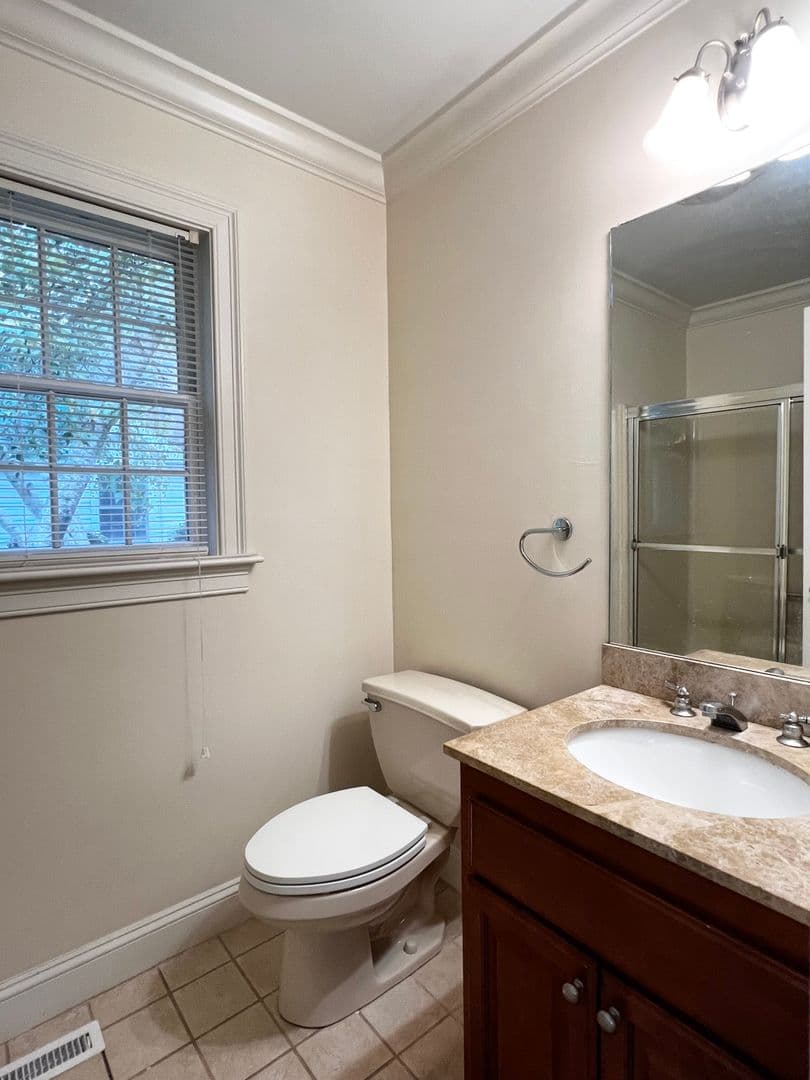 East Haddam House: 11 Pinehurst Lane