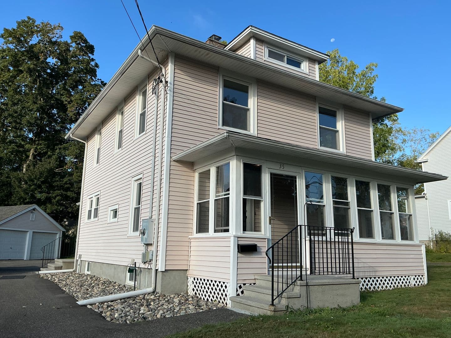 Cromwell House: 35 West Street