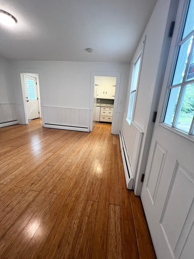 Middletown Apartment: 128 East Street