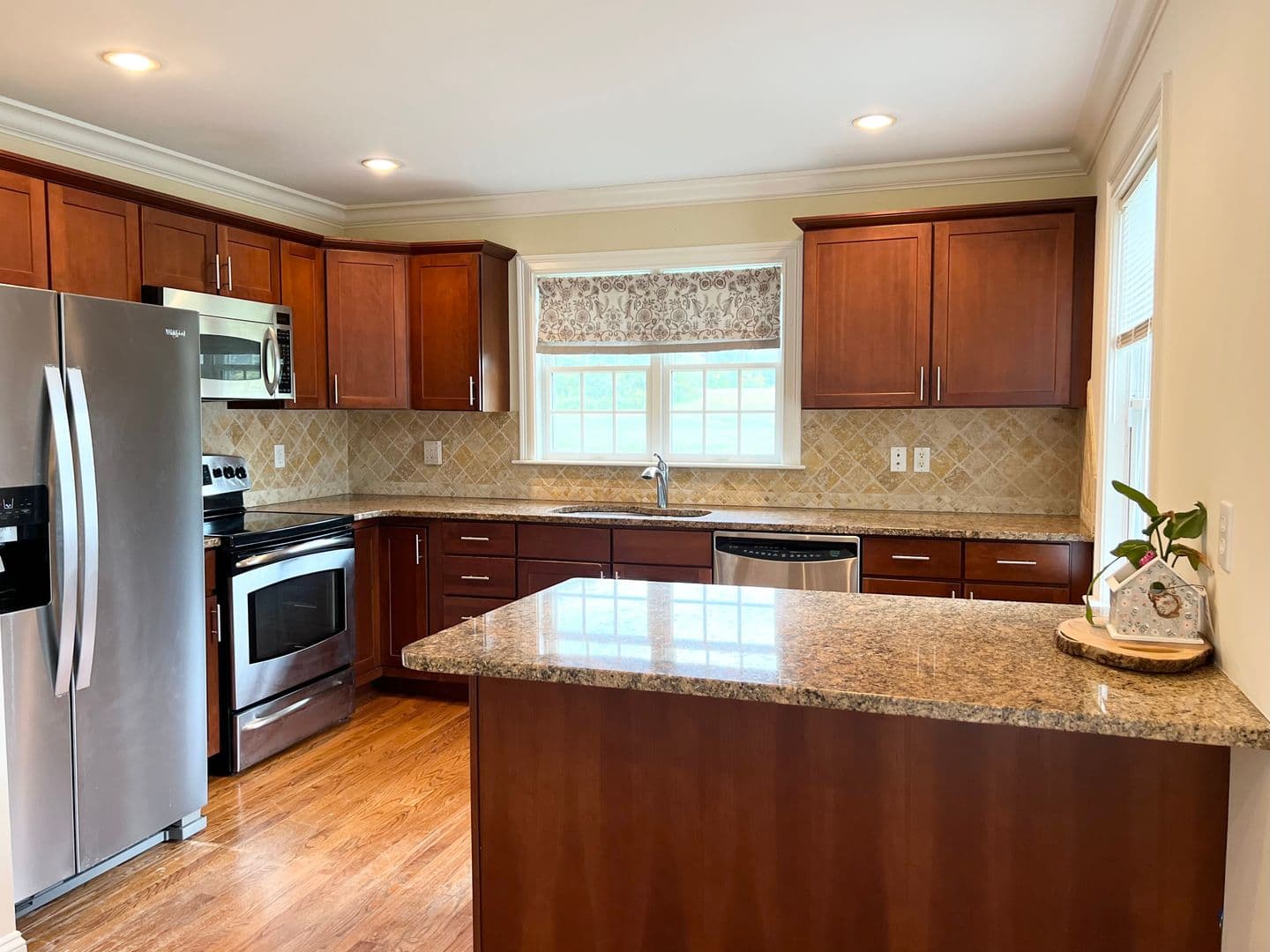 East Haddam House: 11 Pinehurst Lane