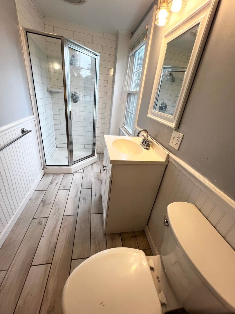 Middletown Apartment: 128 East Street