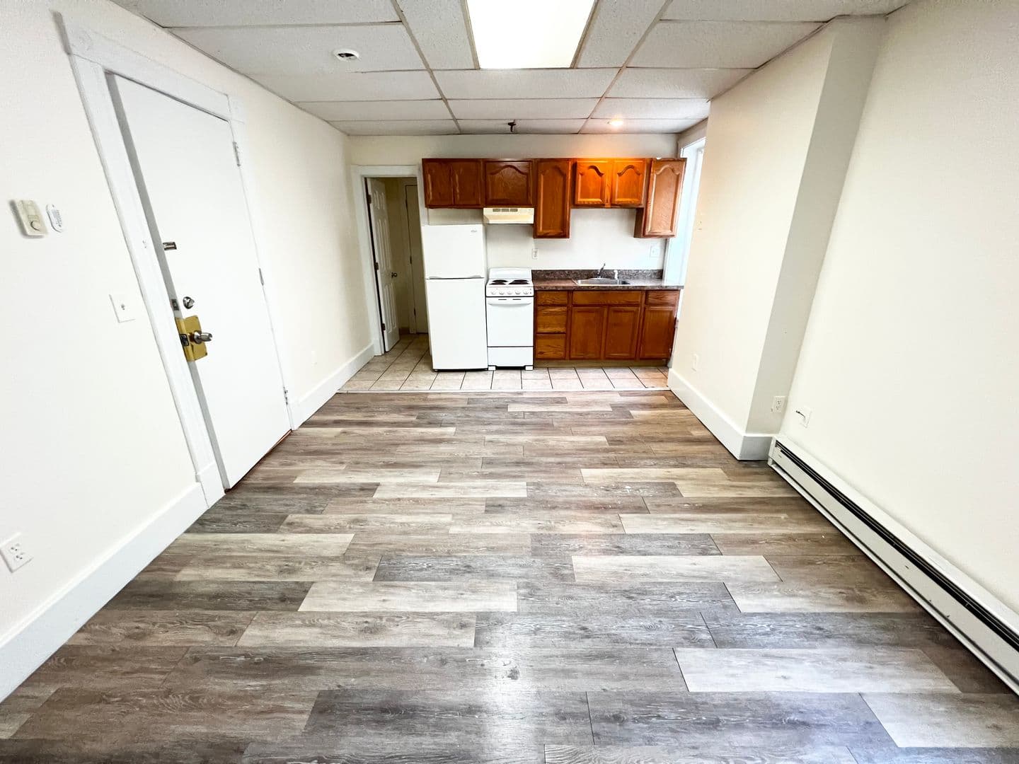 Middletown Apartment: 698 Main Street