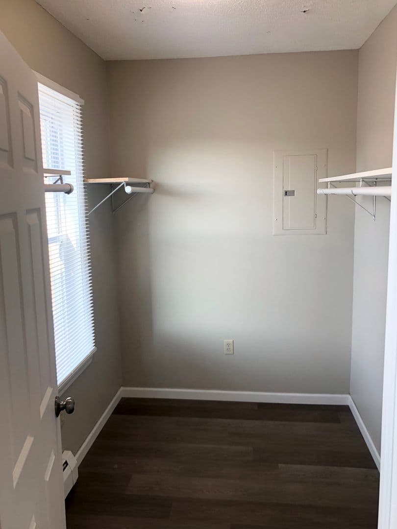 Middletown Apartment: 58 Washington Street