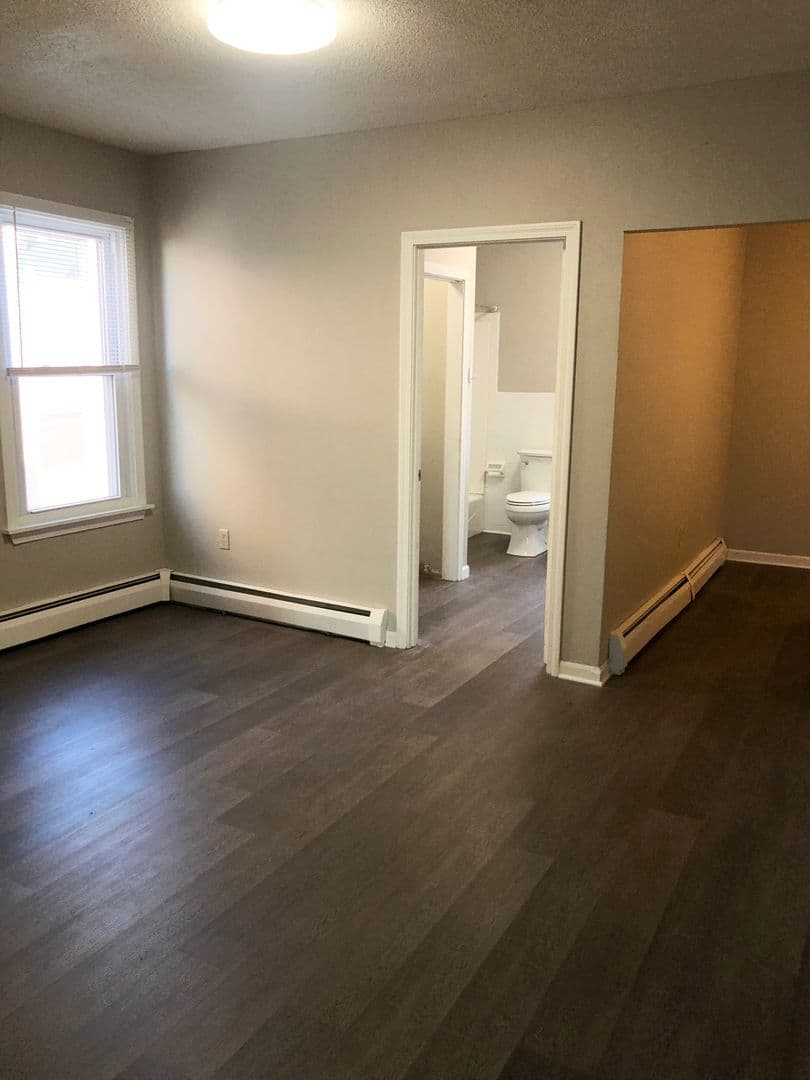 Middletown Apartment: 58 Washington Street