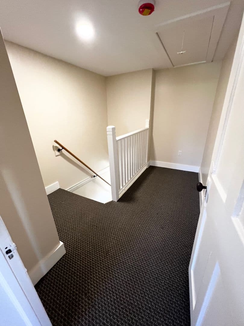 Middletown Apartment: 608 Bow Lane