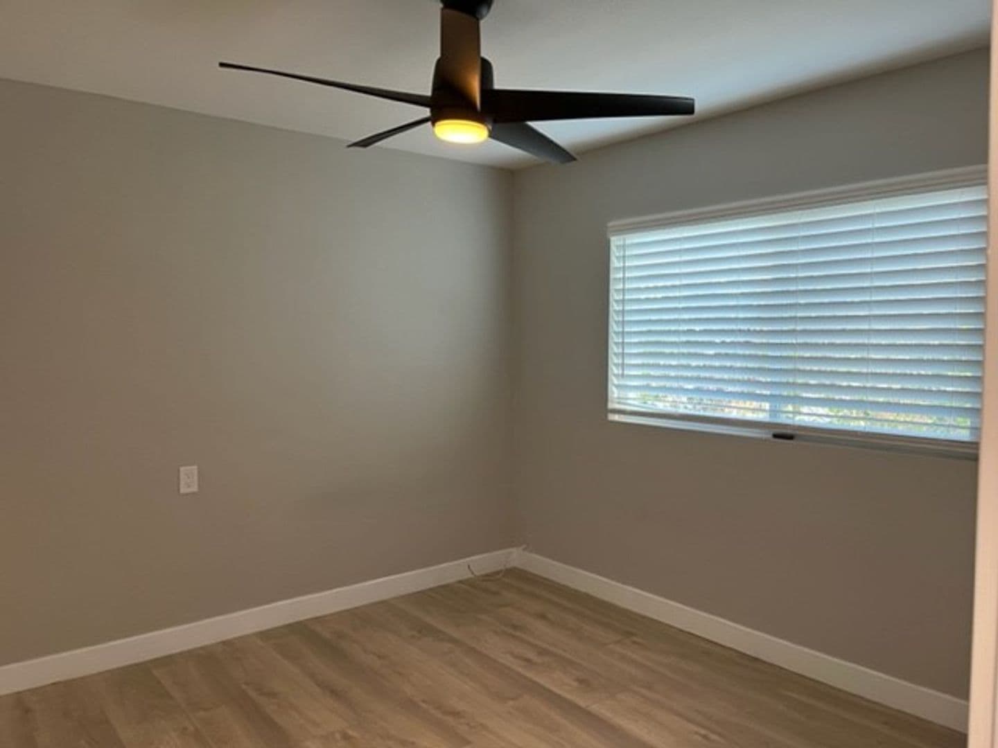 San Diego Apartment: 930 Felspar Street