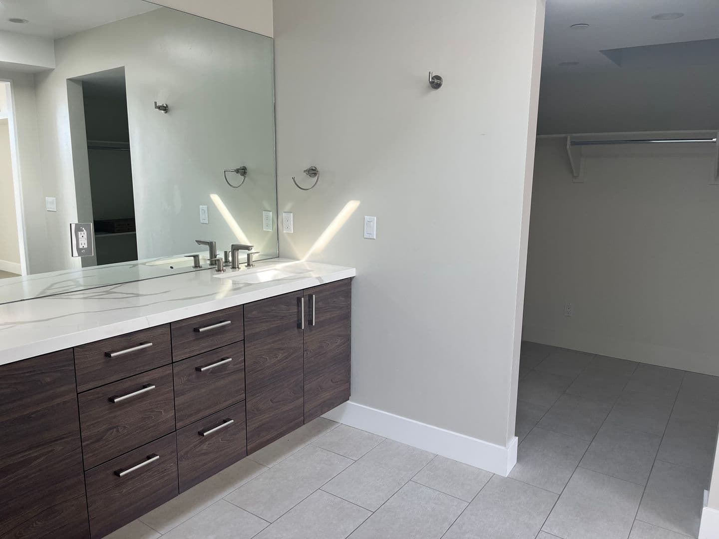 San Diego Apartment: 3104-3118 Garrison Street