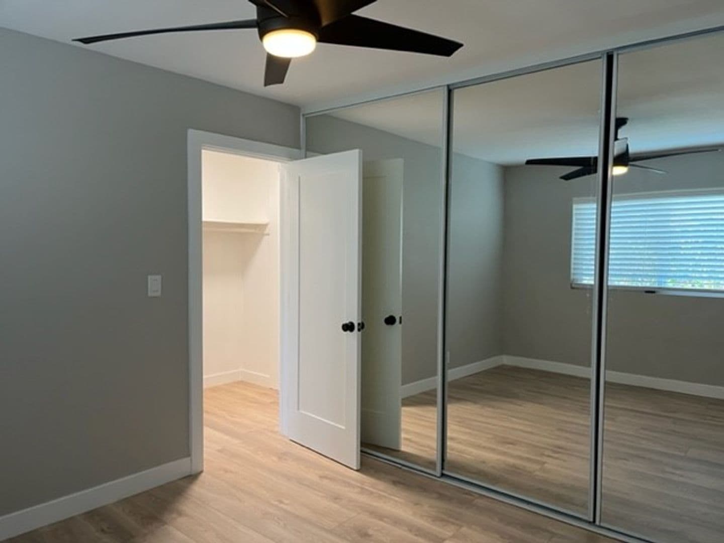 San Diego Apartment: 930 Felspar Street