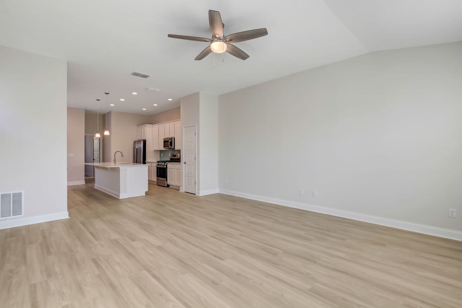 Fernandina Beach Townhome: 408 S. 8th Street