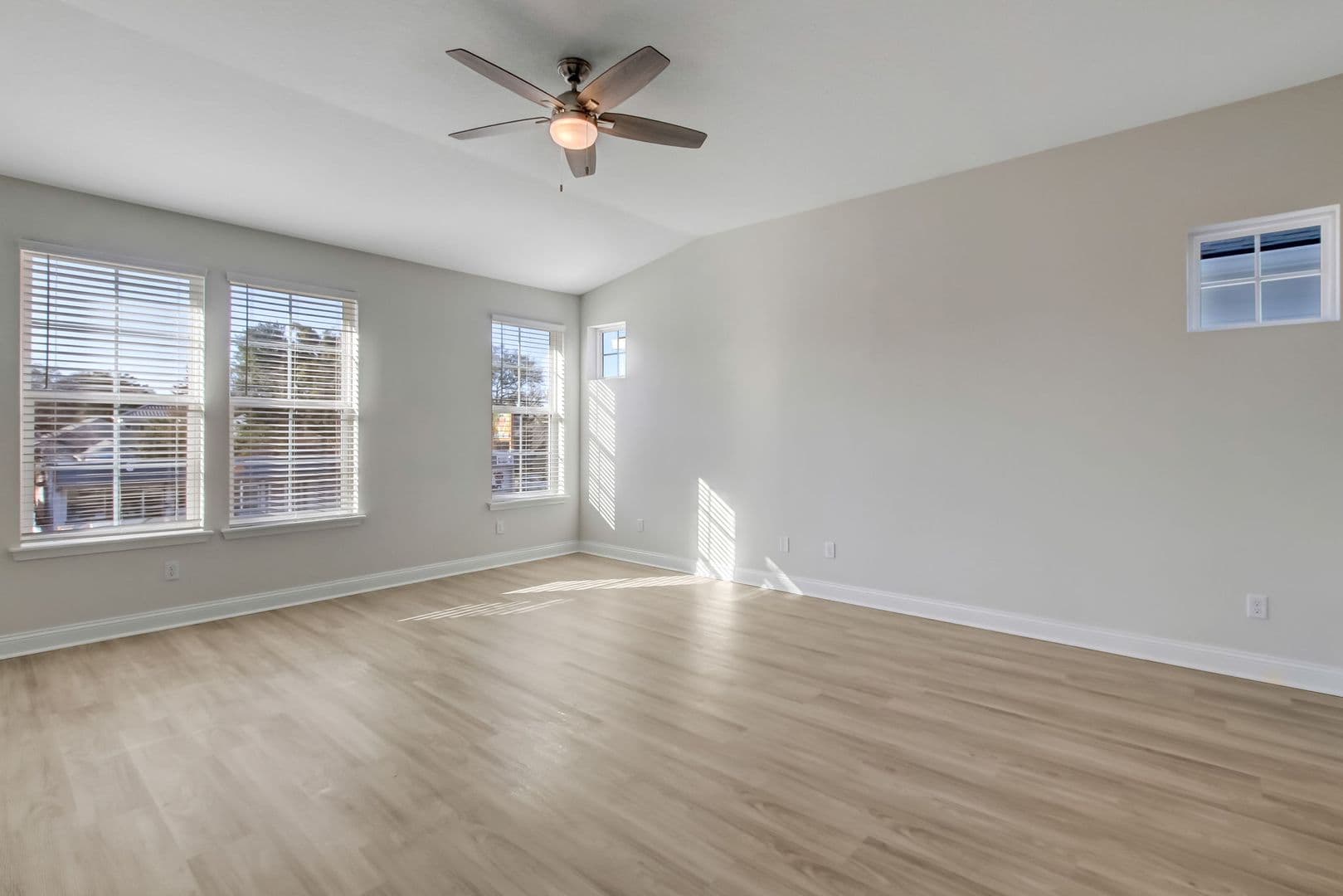 Fernandina Beach Townhome: 408 S. 8th Street