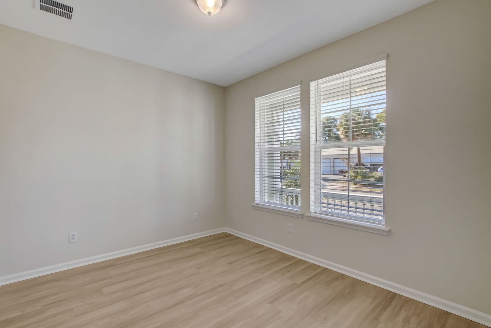 Fernandina Beach Townhome: 408 S. 8th Street