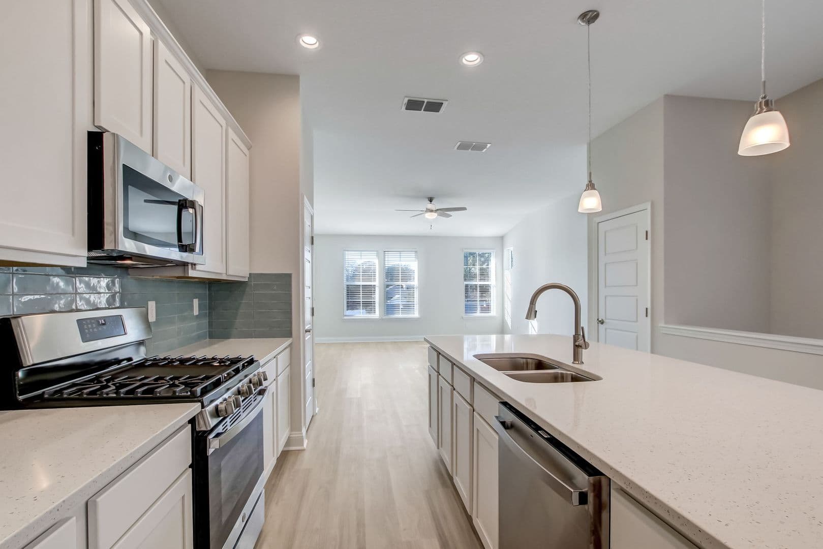 Fernandina Beach Townhome: 408 S. 8th Street