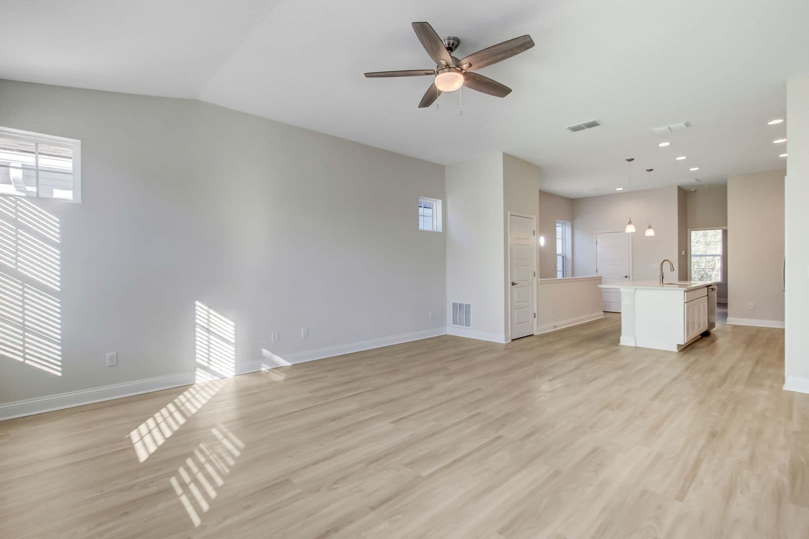 Fernandina Beach Townhome: 408 S. 8th Street