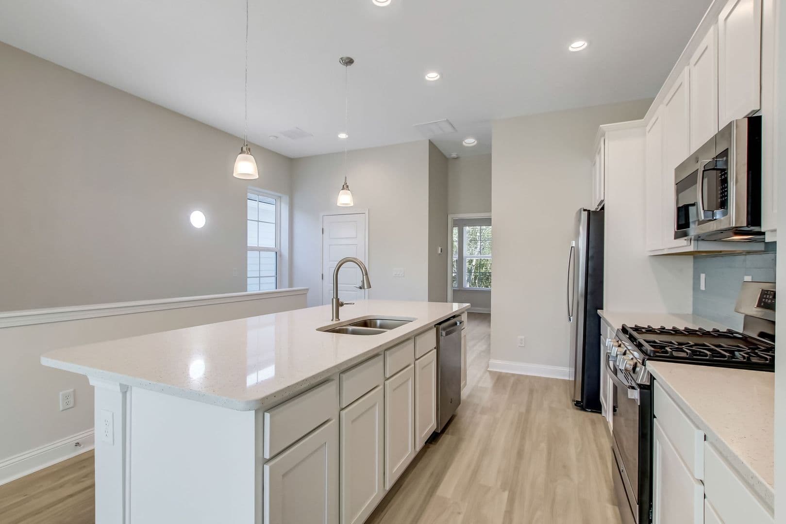 Fernandina Beach Townhome: 408 S. 8th Street