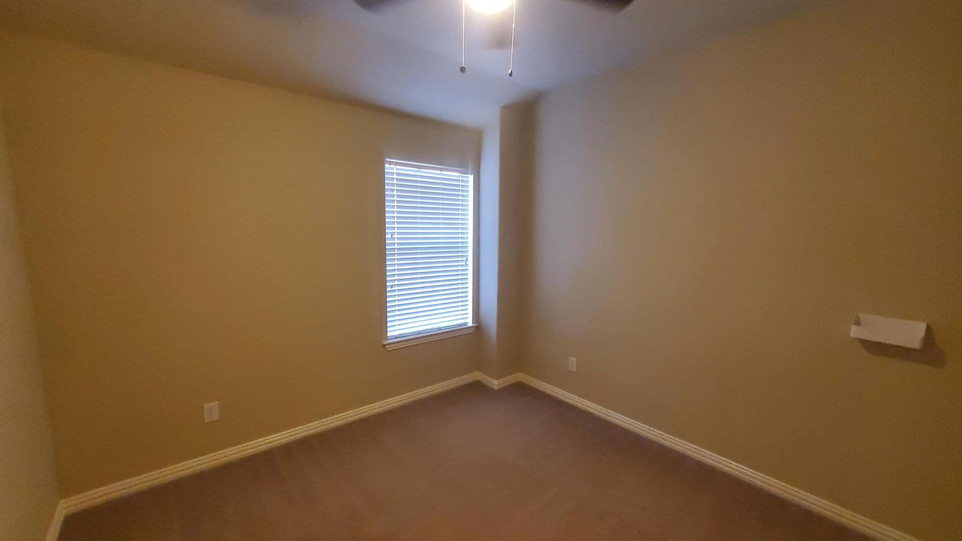 Rowlett House: 10909 Nantucket Dr