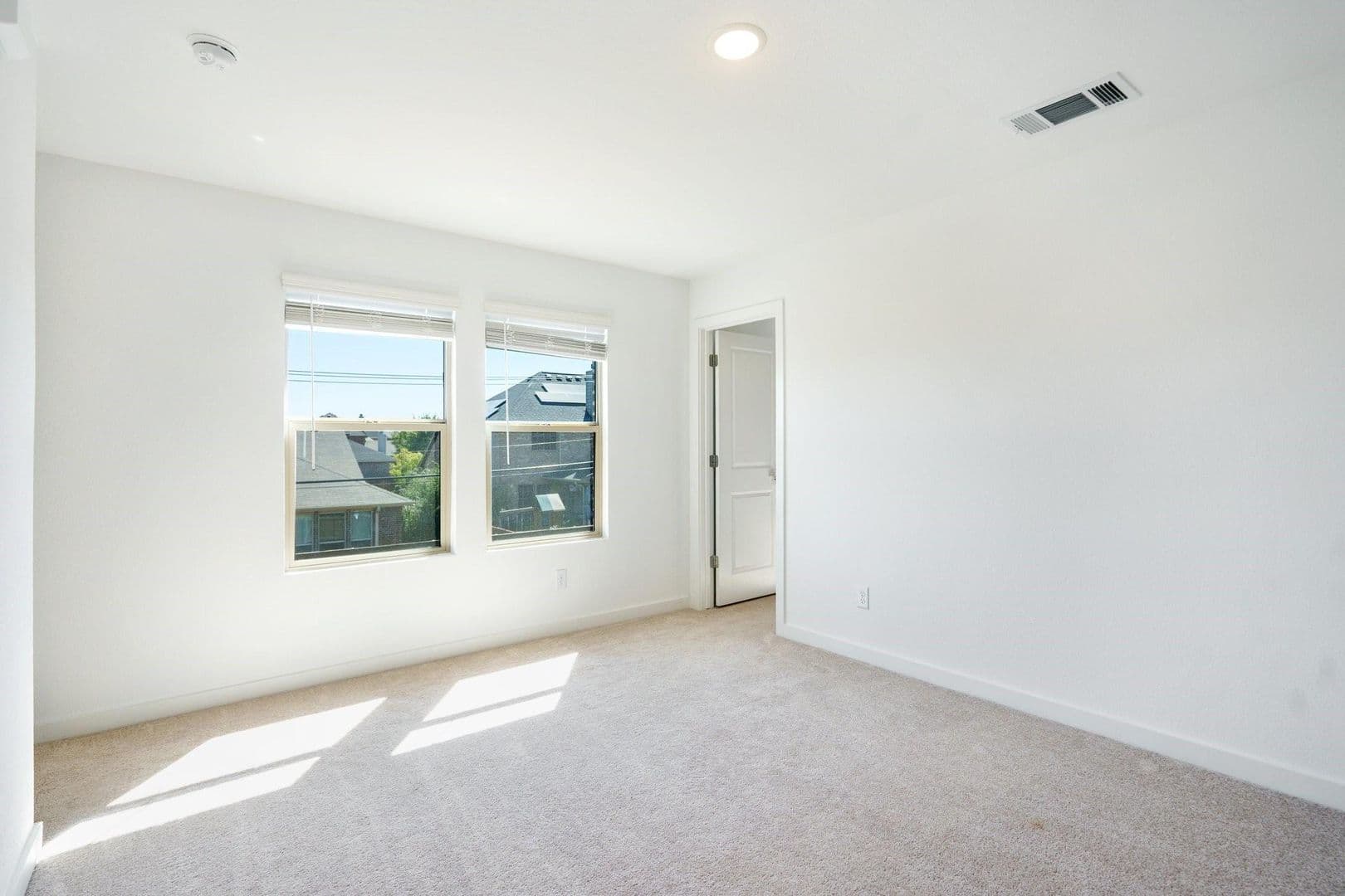 Seagoville House: 2608 Ontario Dr