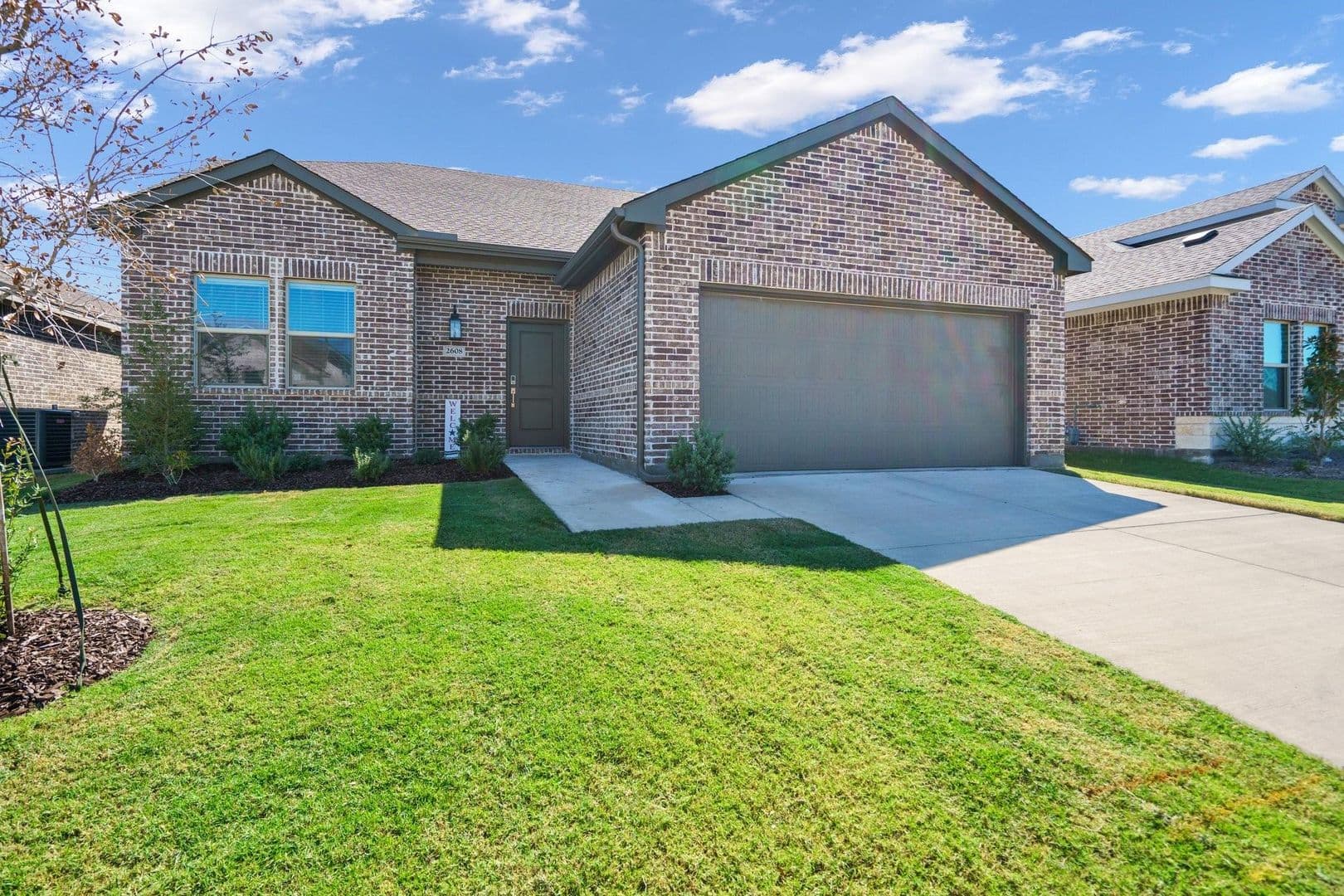 Seagoville House: 2608 Ontario Dr