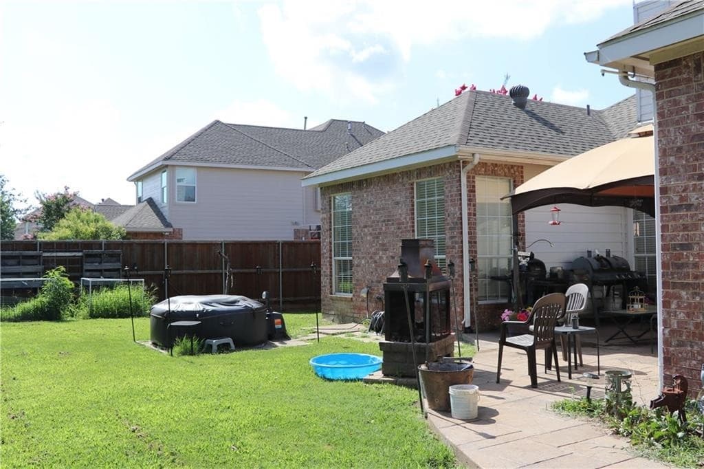 Murphy House: 123 Hillcrest Dr
