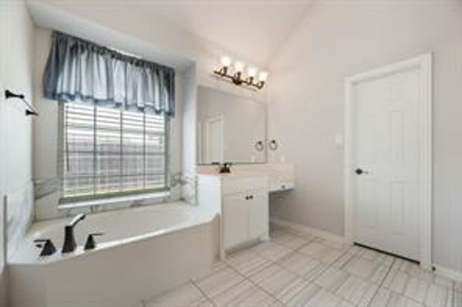 Forney House: 1232 Cirrus Ct