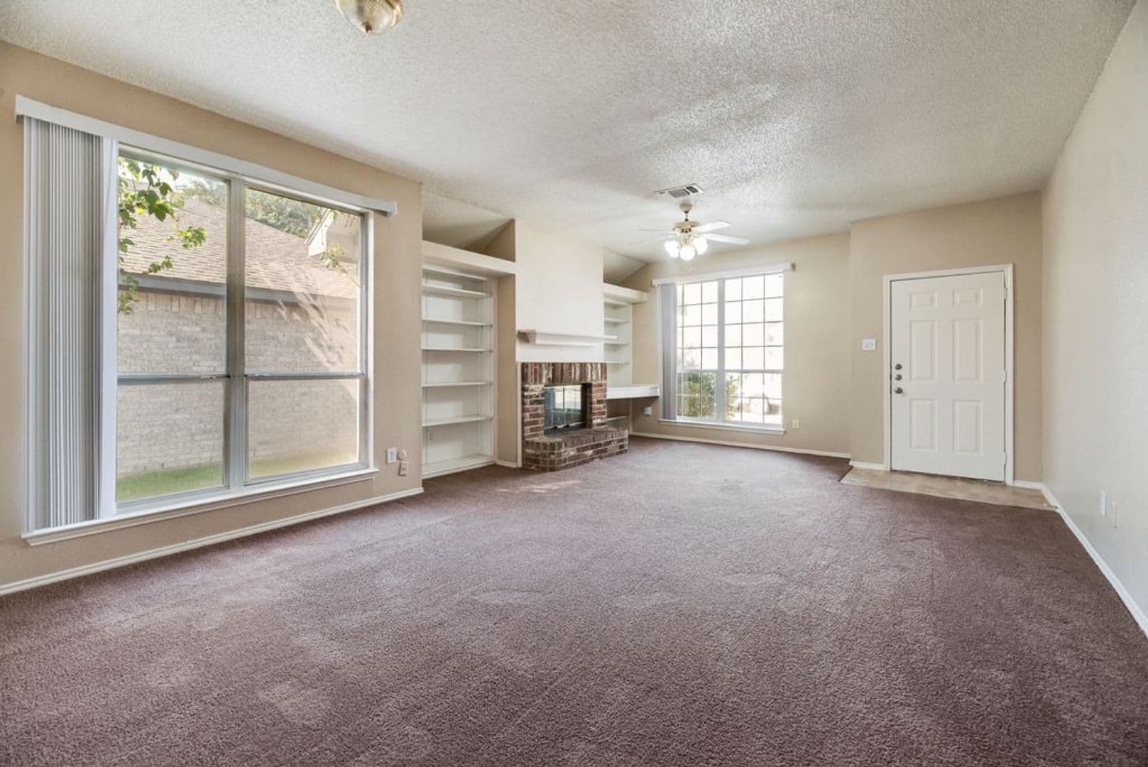 Mesquite House: 2729 Bent Brook Dr