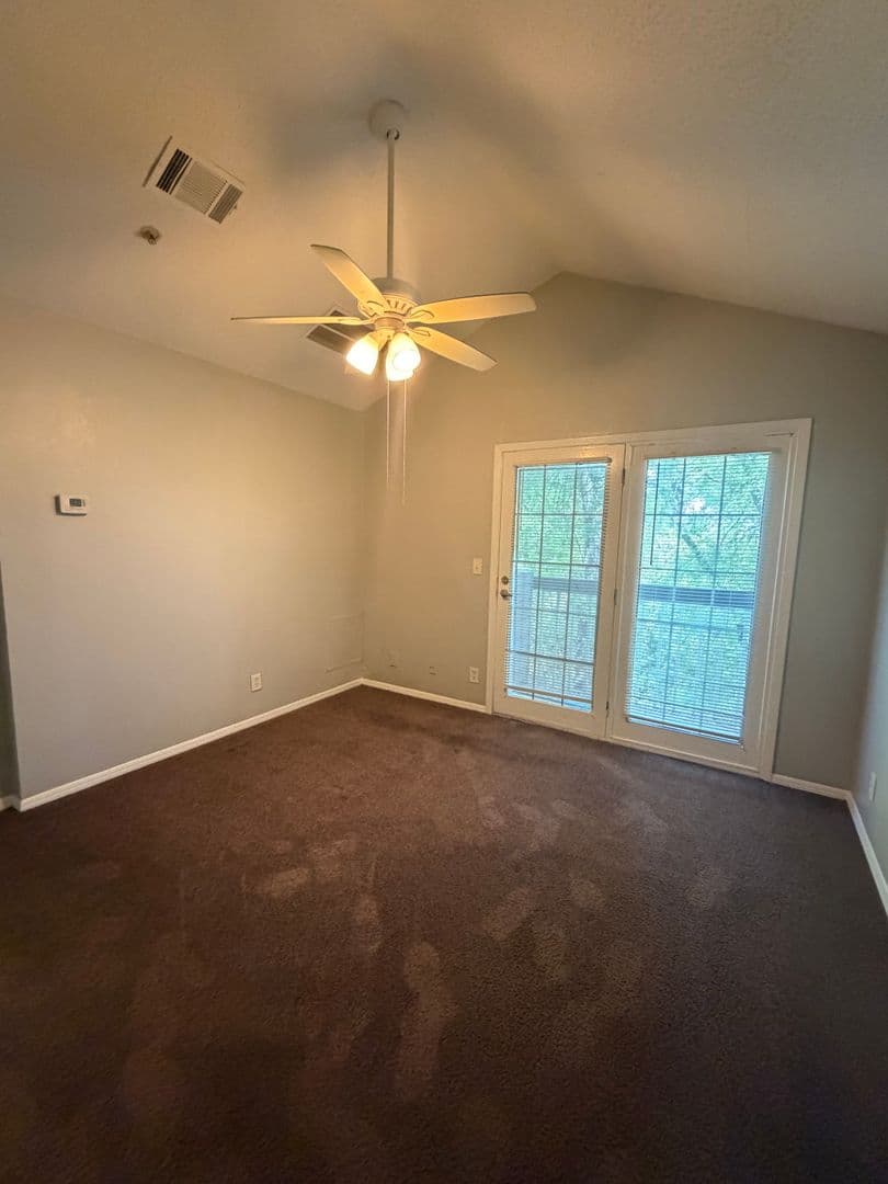 Dallas House: 7474 Fairoaks Unit 7404