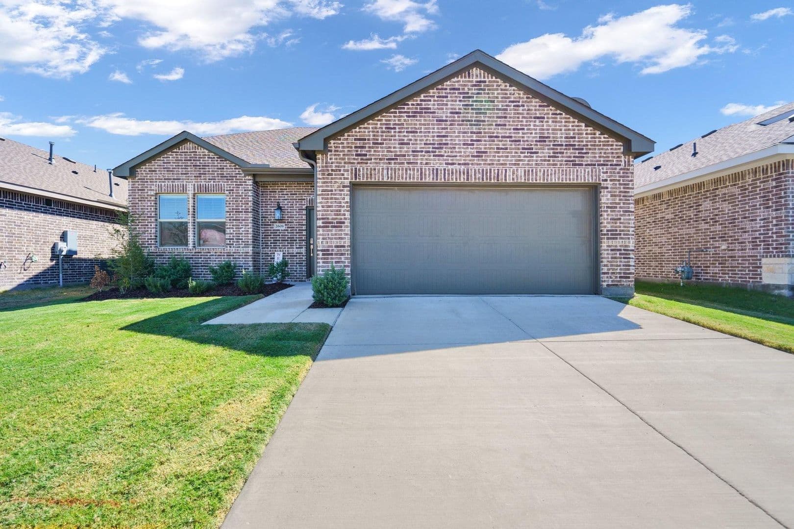 Seagoville House: 2608 Ontario Dr