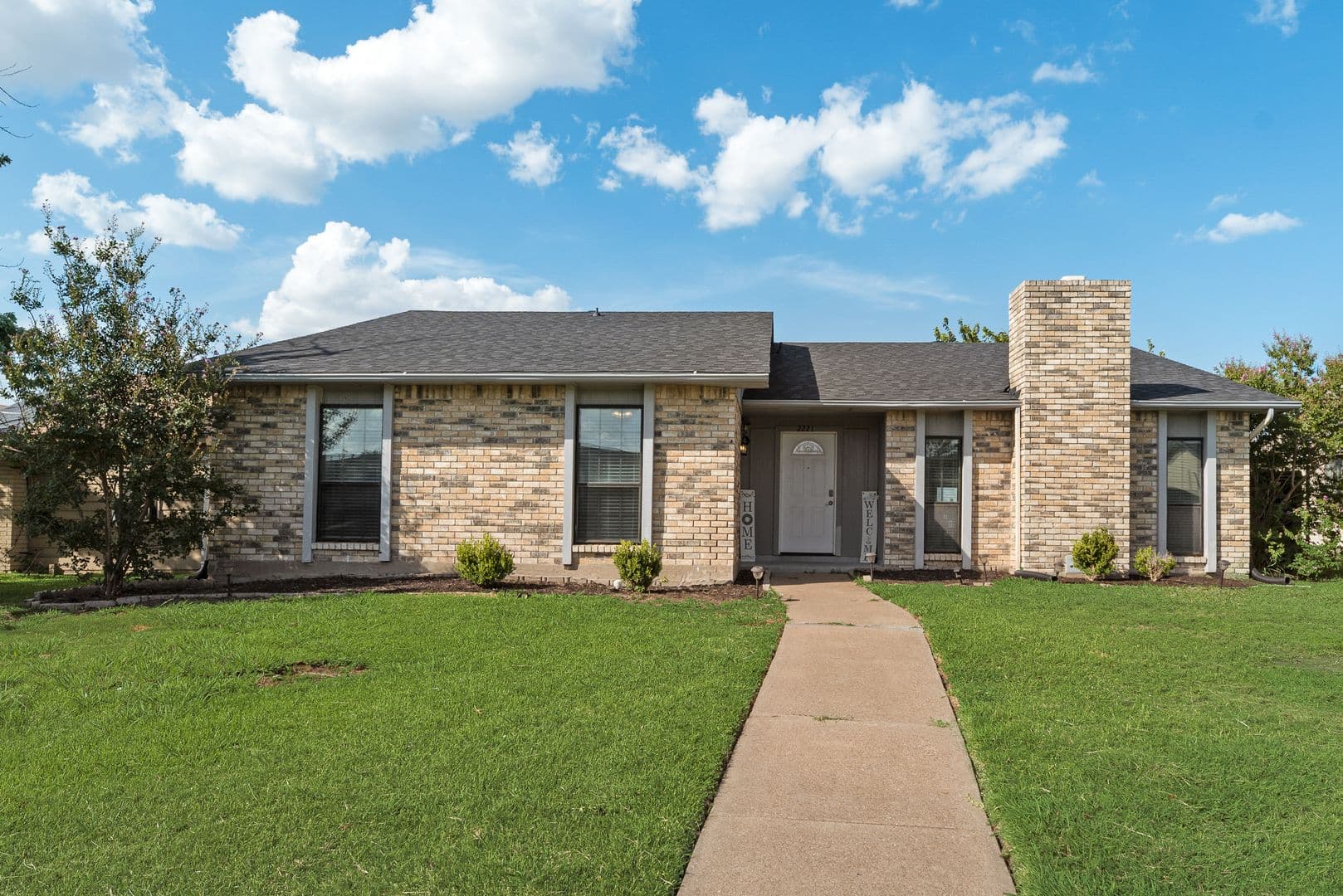 Carrolton House: 2221 Marble Falls