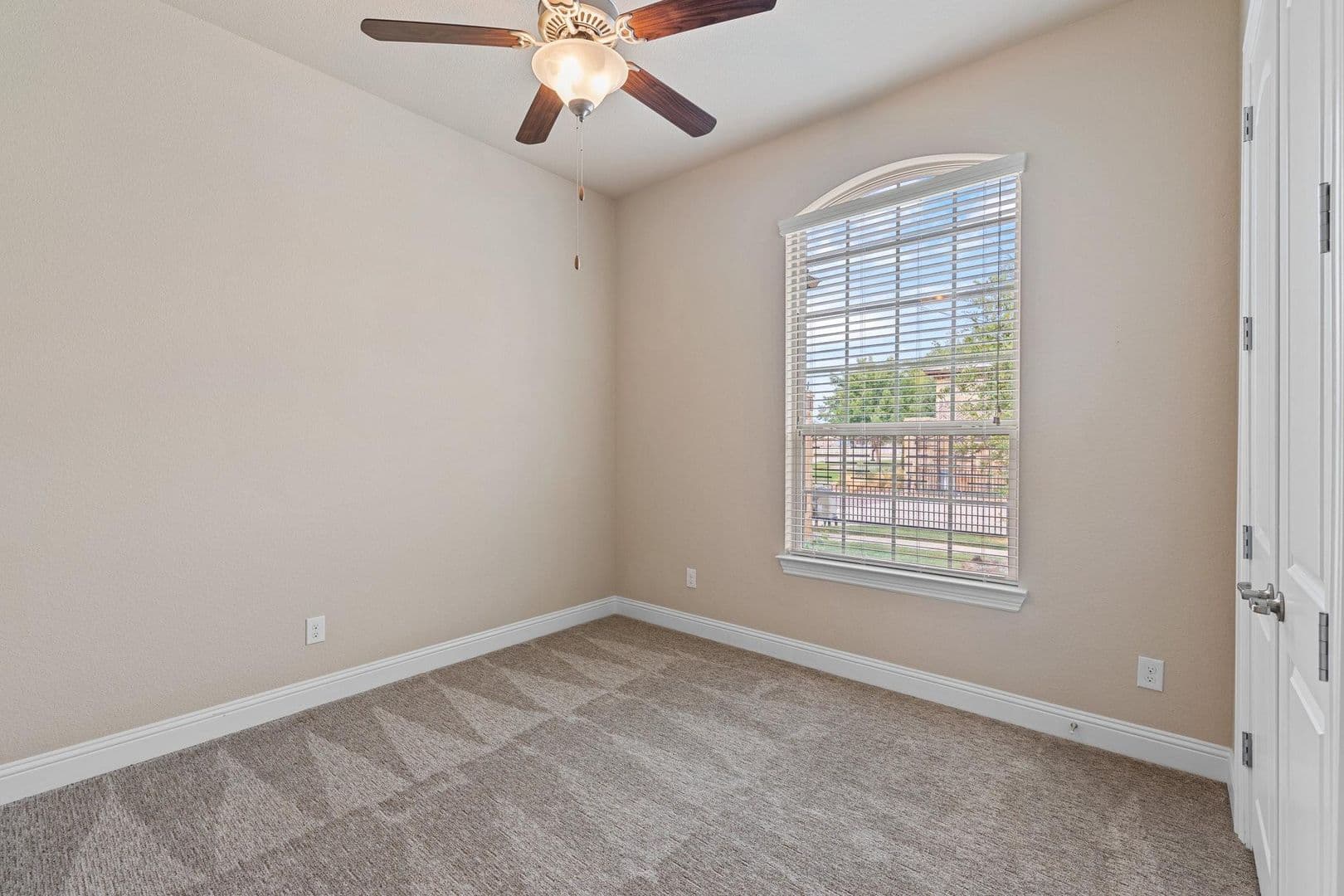 Flower Mound House: 3759 Legends Path