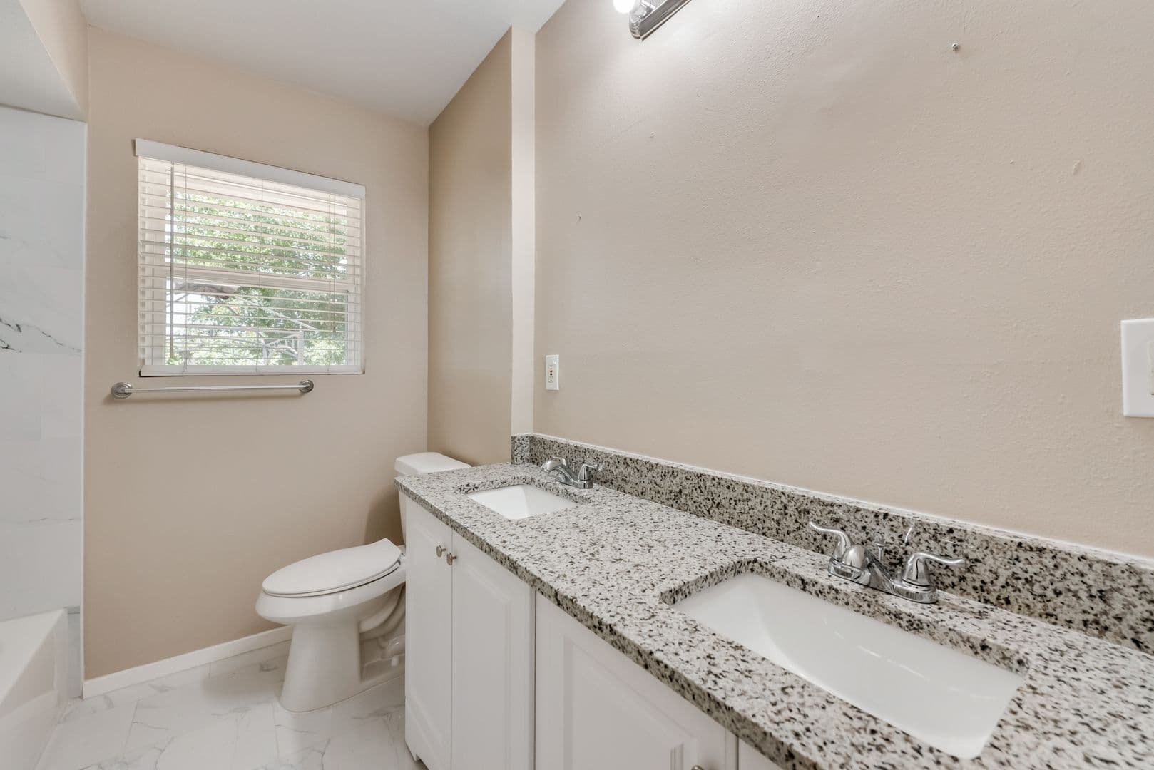 Dallas House: 2629 San Medina Ave.