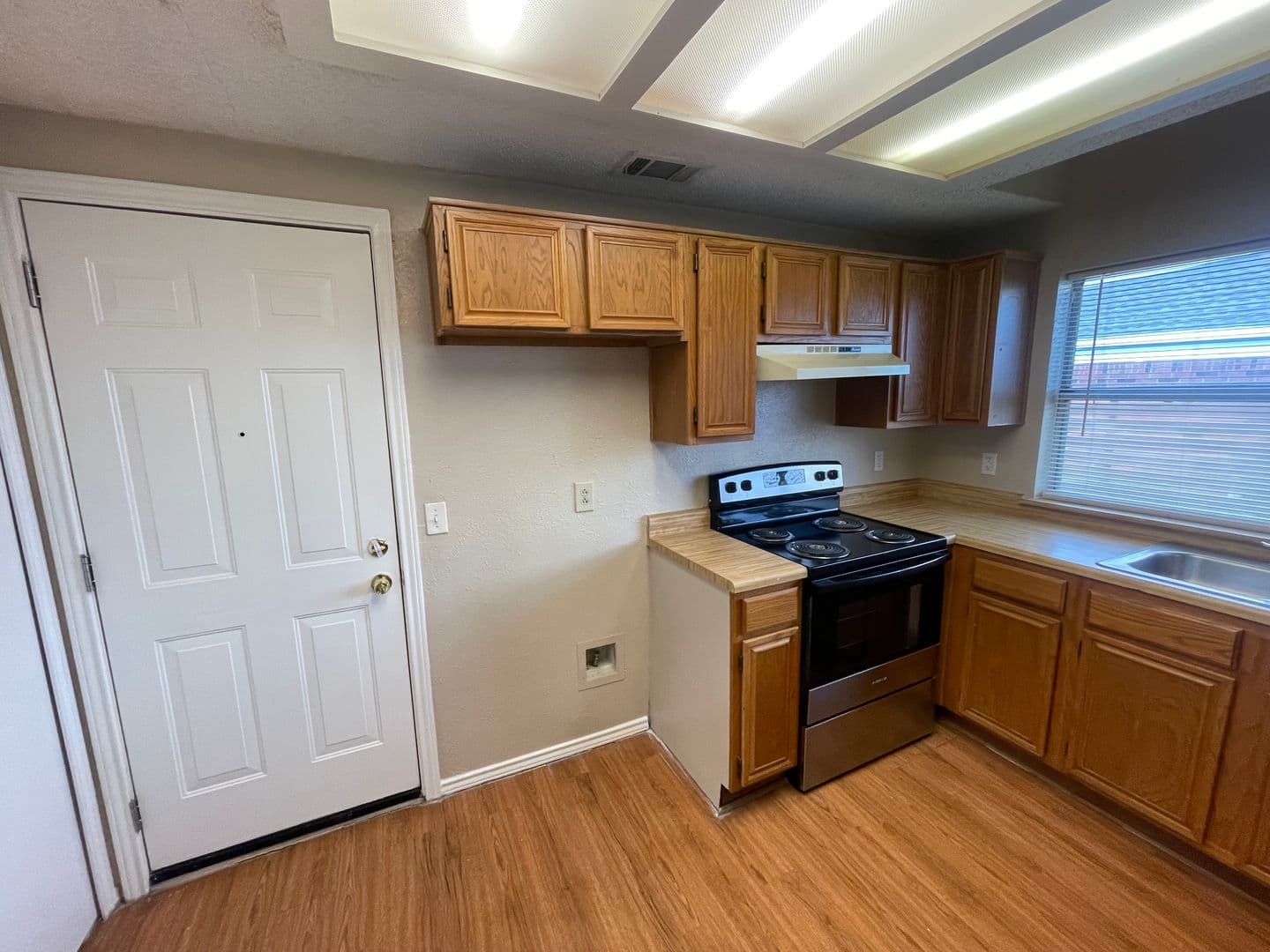 Rowlett House: 7614 Cousteau