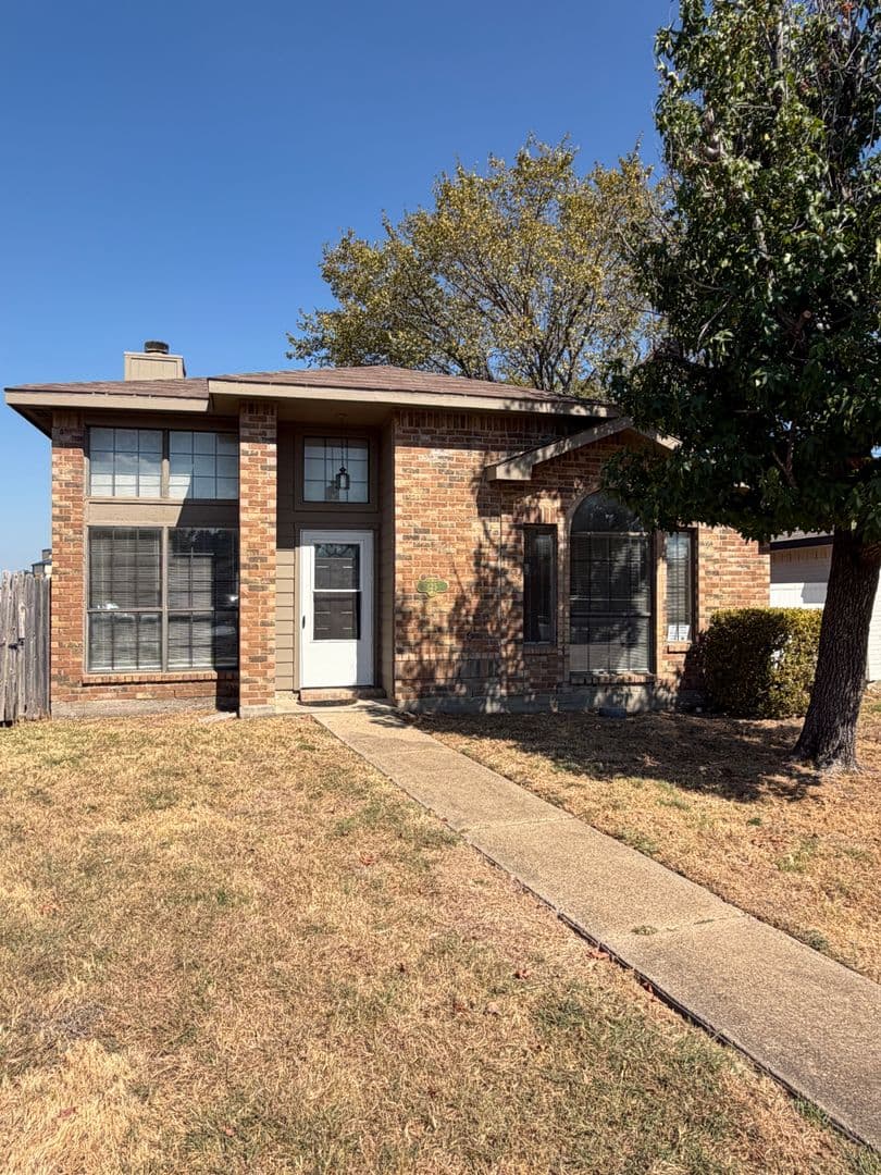 Mesquite House: 425 Horse Shoe Bend
