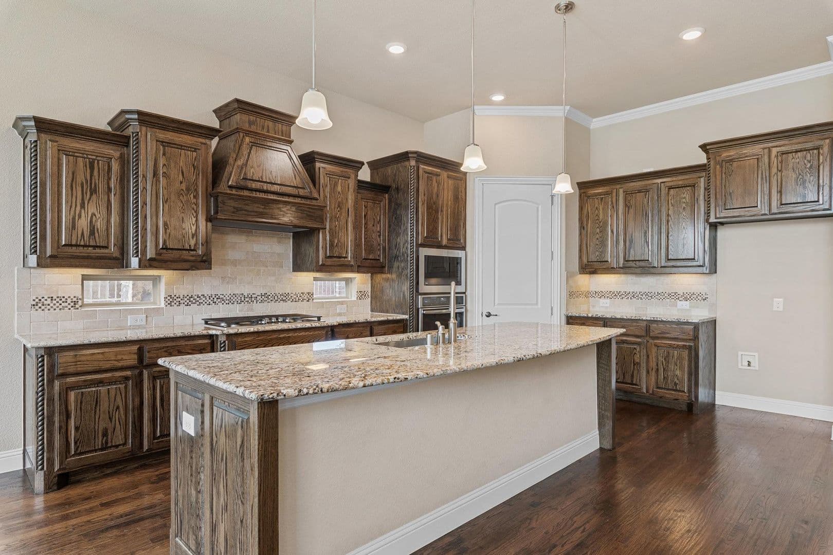 Flower Mound House: 3759 Legends Path