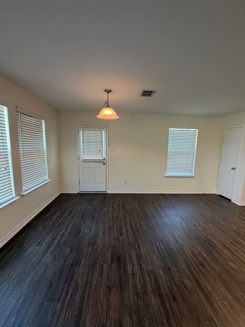 Forney House: 300 Stanford