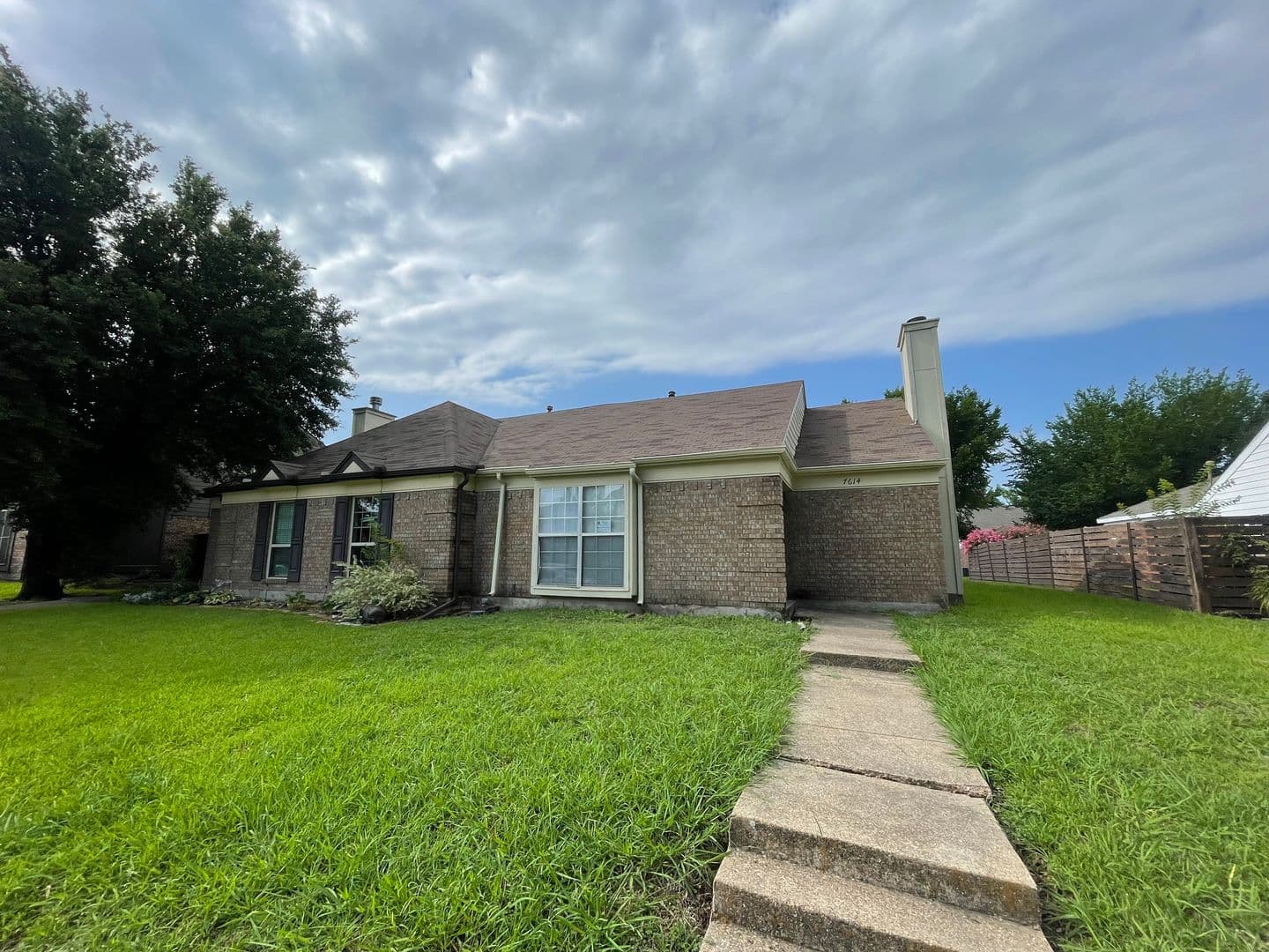 Rowlett House: 7614 Cousteau