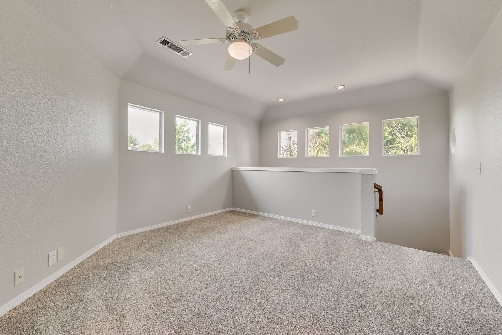 Heath House: 101 Dunford Dr