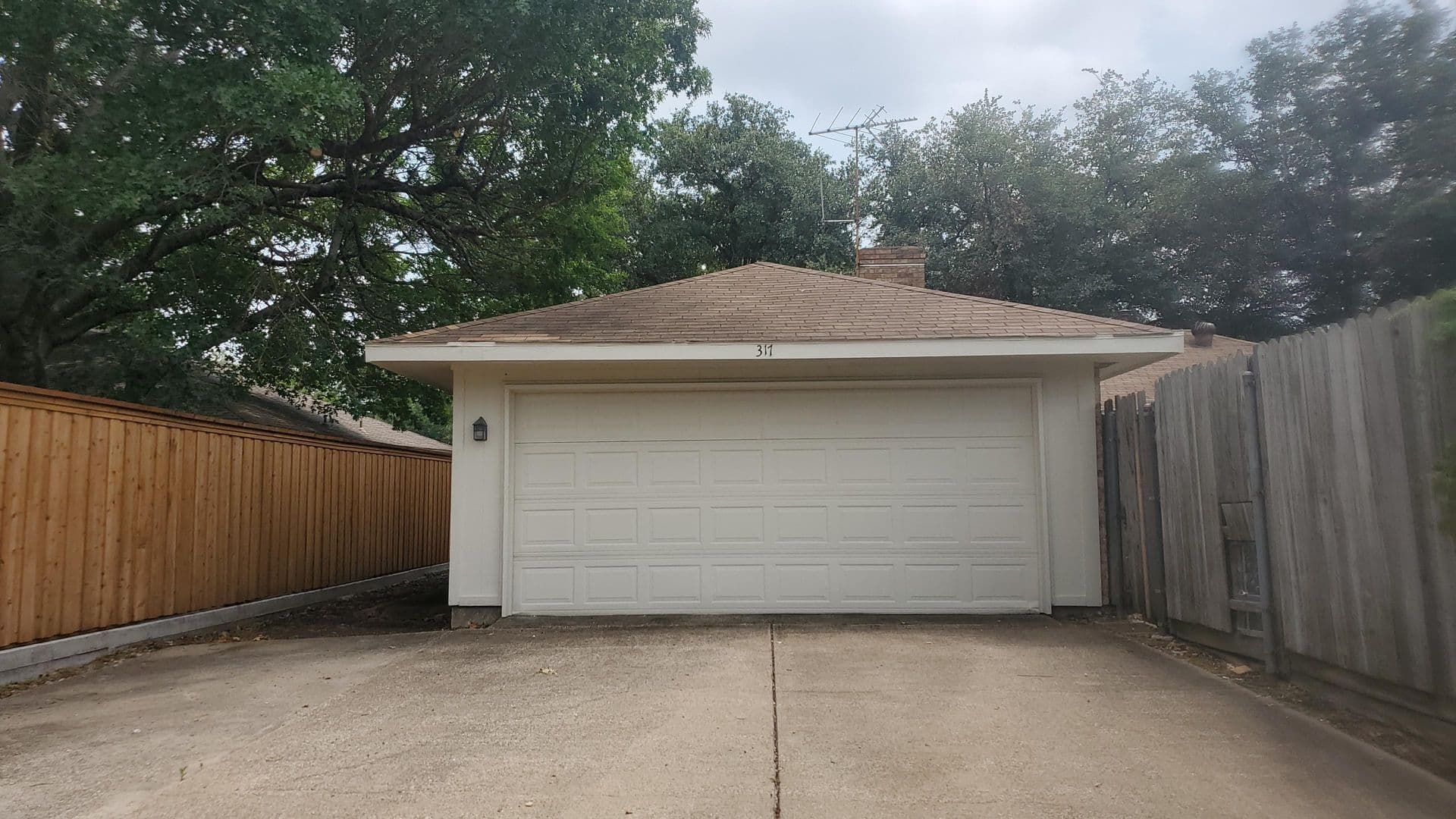 Garland House: 317 Doral Place