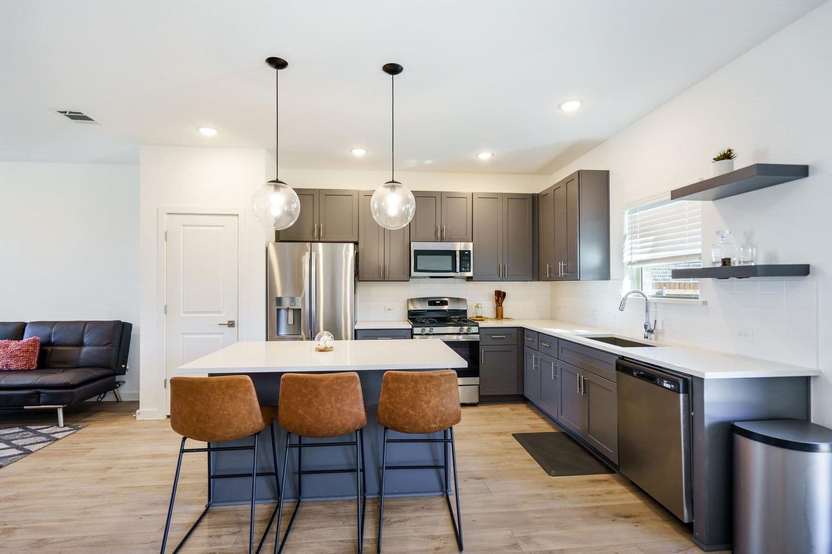 Seagoville House: 2608 Ontario Dr