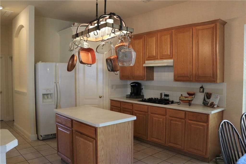 Murphy House: 123 Hillcrest Dr