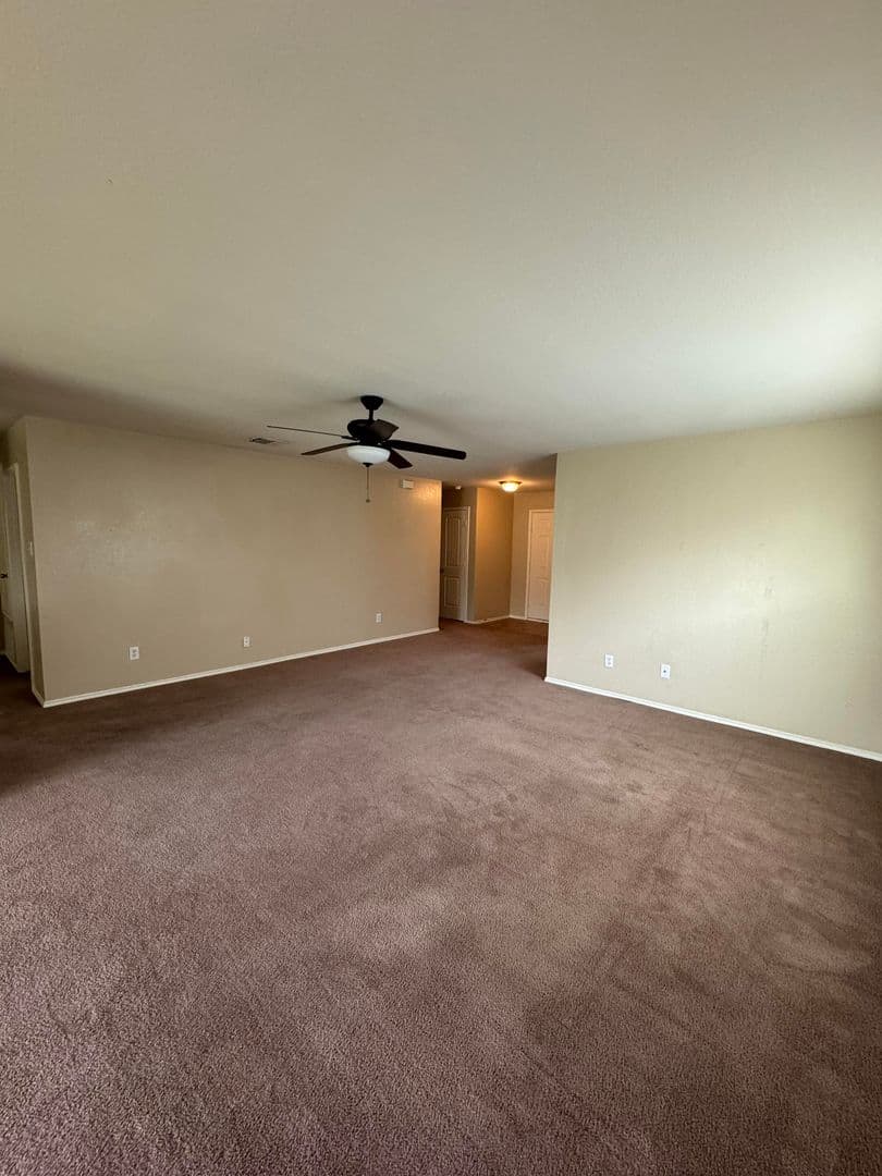 Heartland House: 2009 Kings Forest Dr